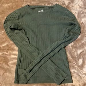 xs green hollister long-sleeve